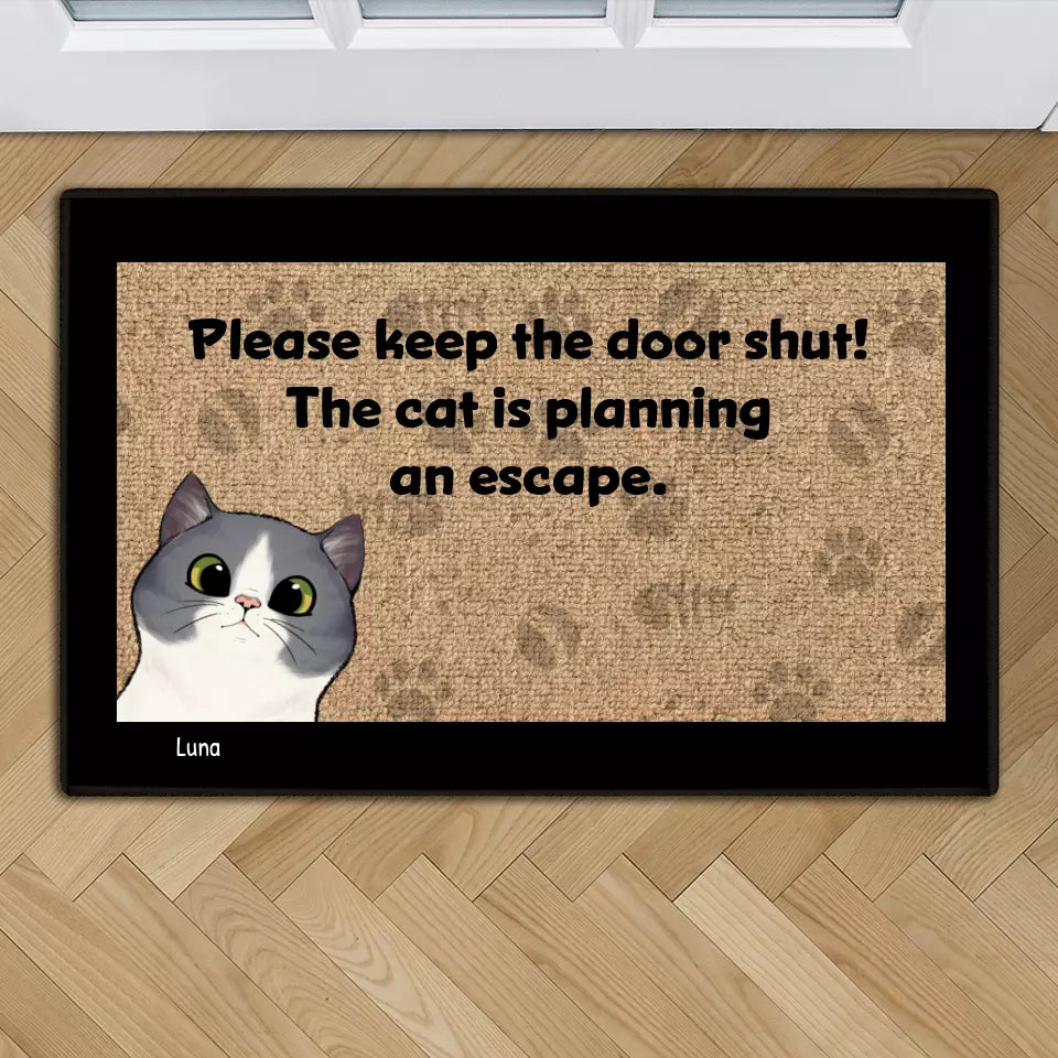 Cats plan an escape - Personalized doormat