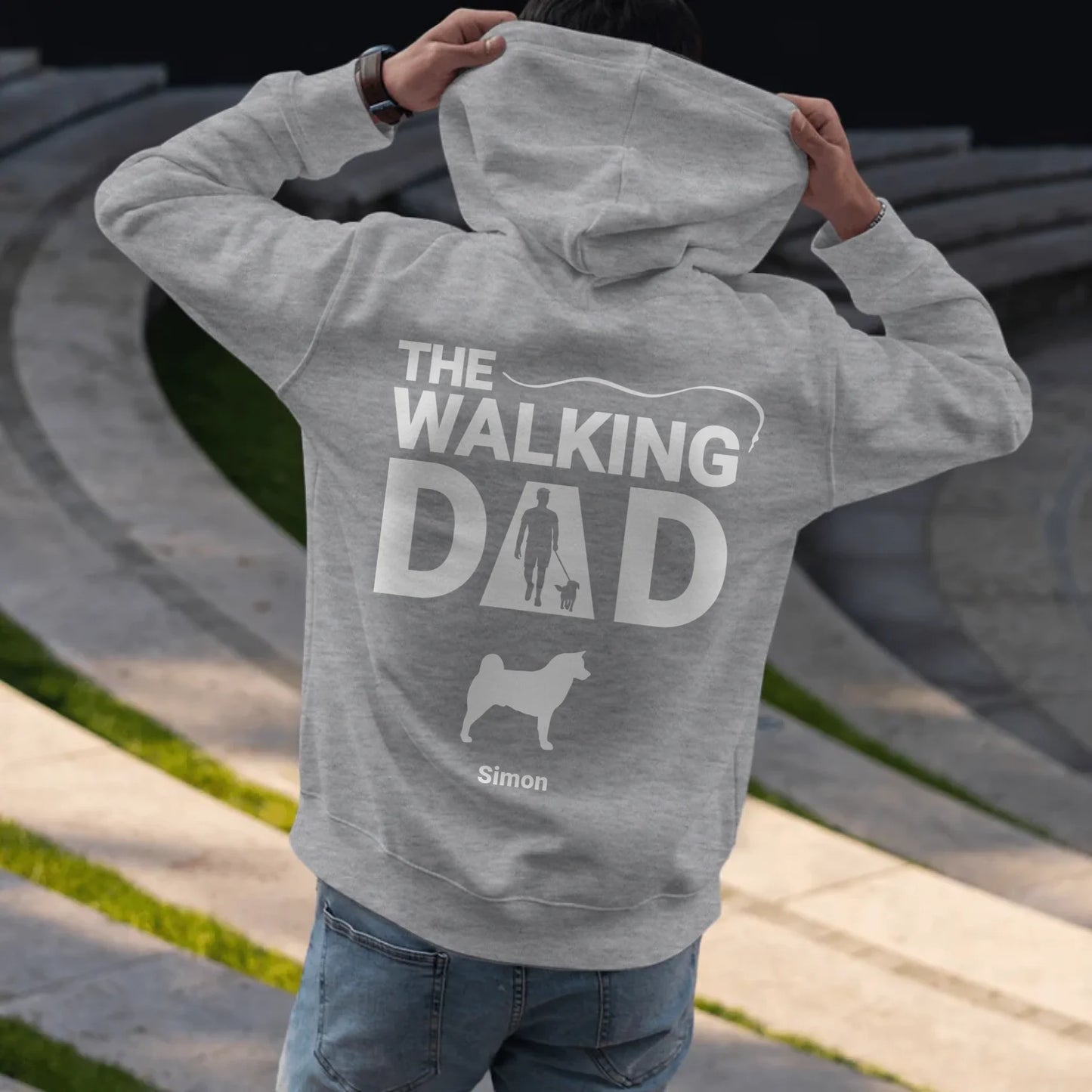 Man putting on hoodie - Grey